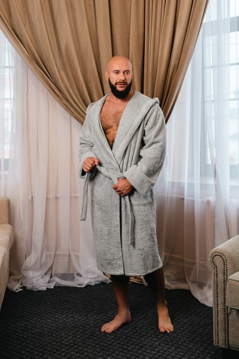 снимок Халат махровый с капюшоном, серый от магазина BIO-TEXTILES ОПТ