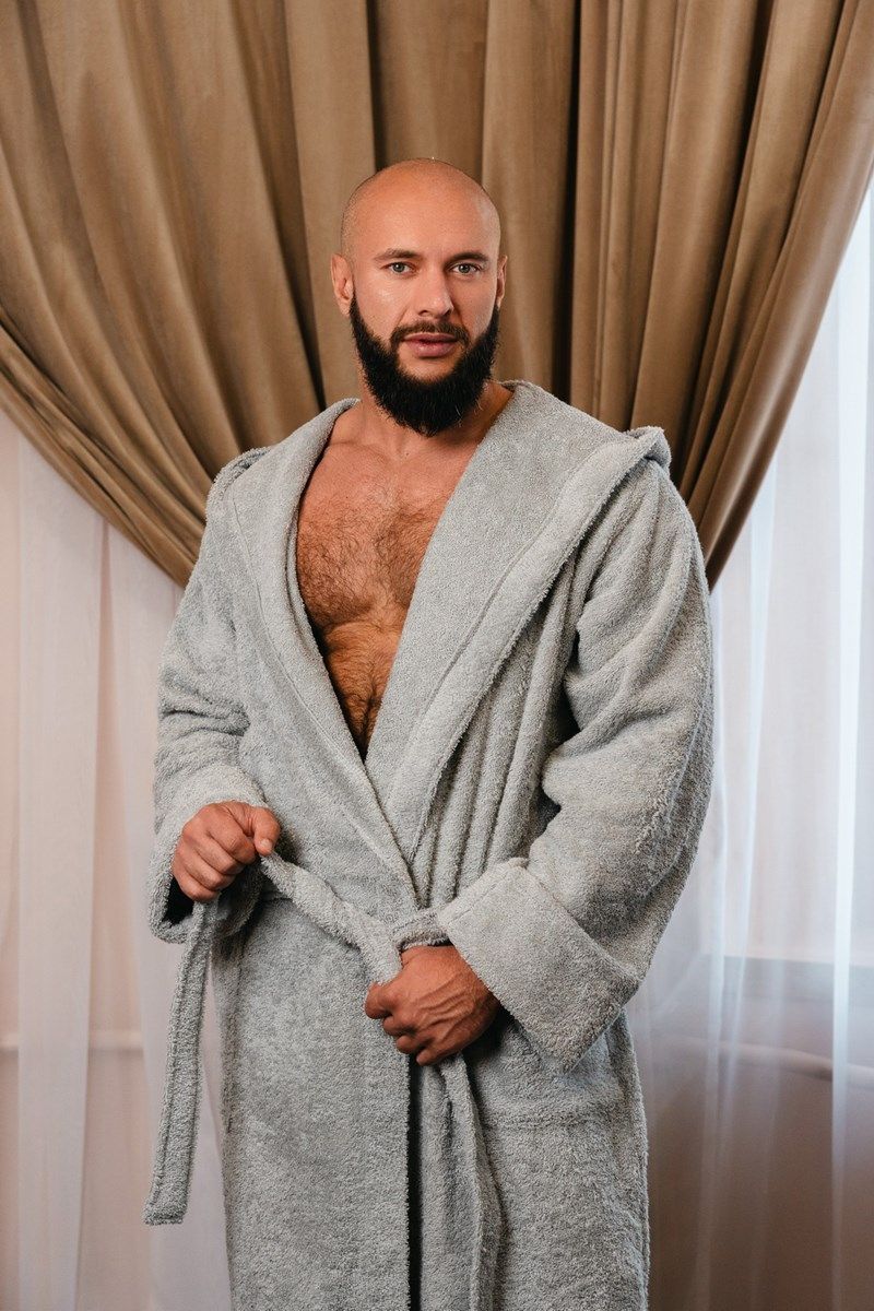снимок Халат махровый с капюшоном, серый от магазина BIO-TEXTILES ОПТ