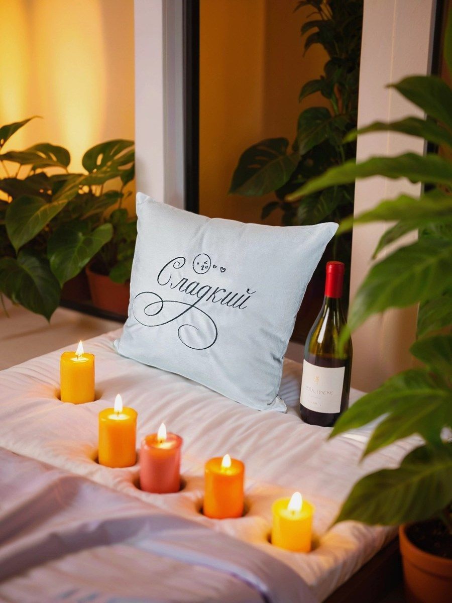 снимок Подушка декоративная "Сладкий" 40*40 от магазина BIO-TEXTILES ОПТ